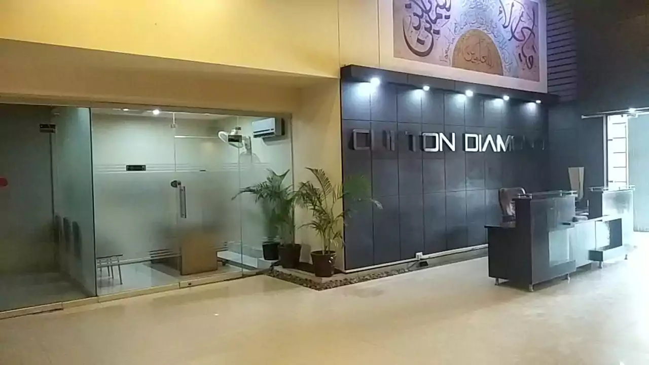 Luxury 1635 Sqft Rented Office For Sale In Clifton Diamond Block 4, Clifton Karachi | S The Realtor: Real Estate Experts